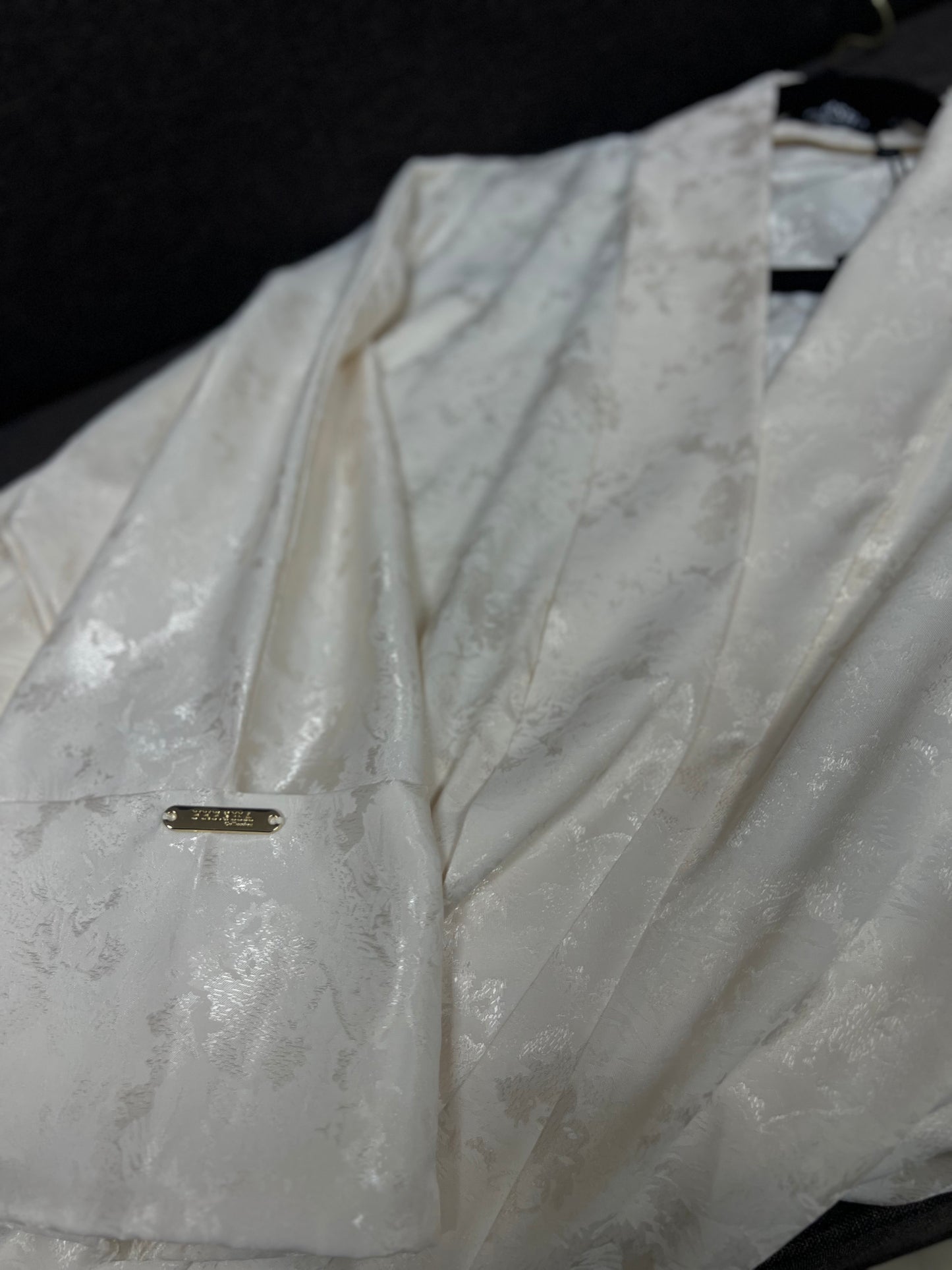 Fiza Jacquard Kimono with Pockets