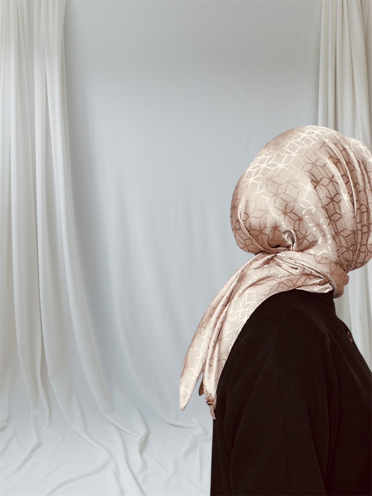 Petal Jacquard Square Hijab
